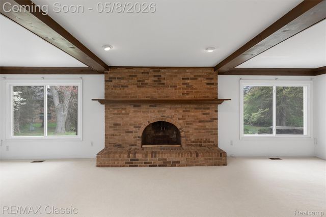 36953 Fox Glen, Farmington Hills, MI 48331