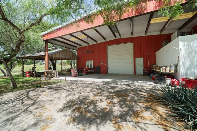 3541 State Highway 159, La Grange, TX 78945