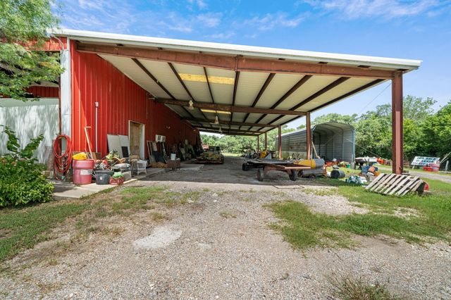 3541 State Highway 159, La Grange, TX 78945