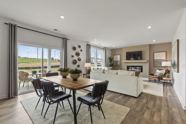 267 West Millbrook Drive, Spring Hill, TN 37174