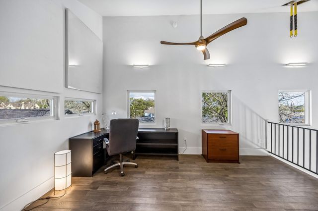 303 W Alamo Street, Brenham, TX 77833