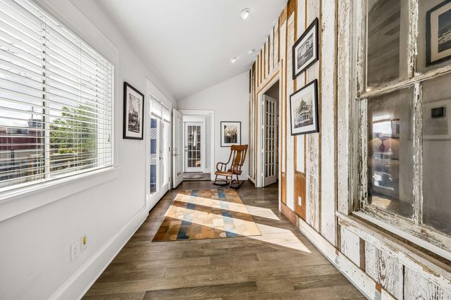 303 W Alamo Street, Brenham, TX 77833