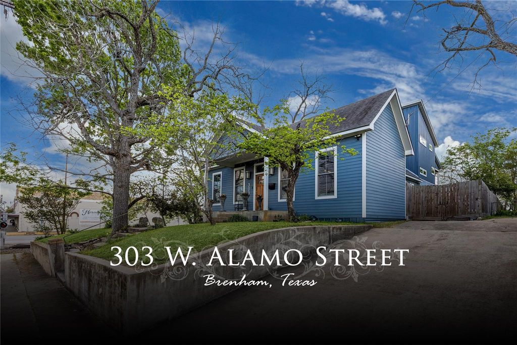 303 W Alamo Street, Brenham, TX 77833