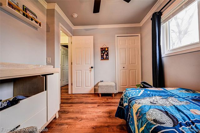 22708 Alger Street, Saint Clair Shores, MI 48080