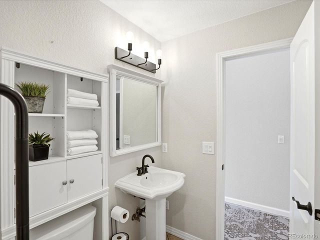 6795 W 26th Avenue, Wheat Ridge, CO 80214