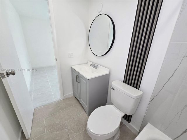 10375 N Kendall Dr J7, Miami, FL 33176