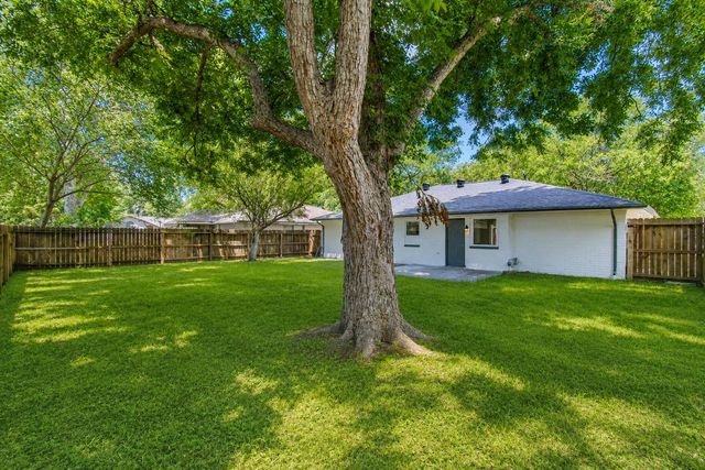 13619 Elm Court, Sugar Land, TX 77498