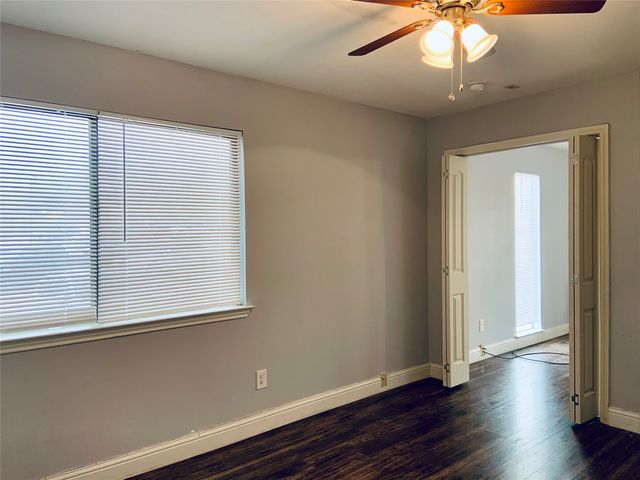 2300 Balsam Drive G112, Arlington, TX 76006