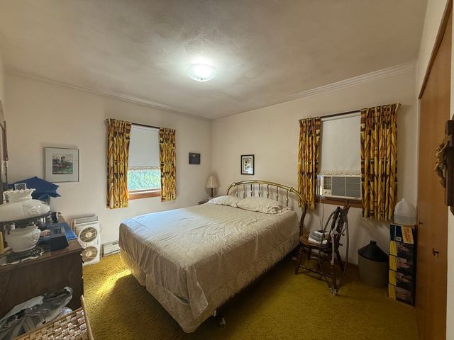 1473 S Harlem Avenue, Freeport, IL 61032