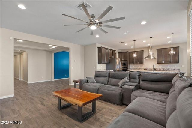 18823 W MARSHALL Avenue, Litchfield Park, AZ 85340