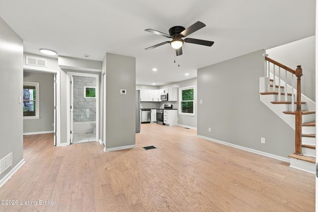 4210 Norbourne Blvd, Louisville, KY 40207