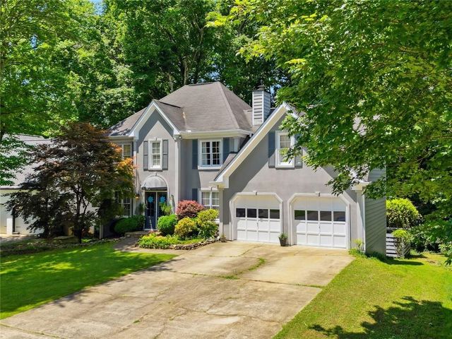 717 Jamie Way NE, Woodstock, GA 30188