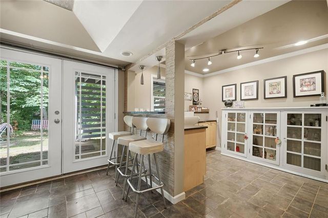 717 Jamie Way NE, Woodstock, GA 30188