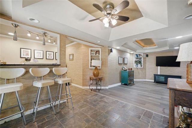 717 Jamie Way NE, Woodstock, GA 30188