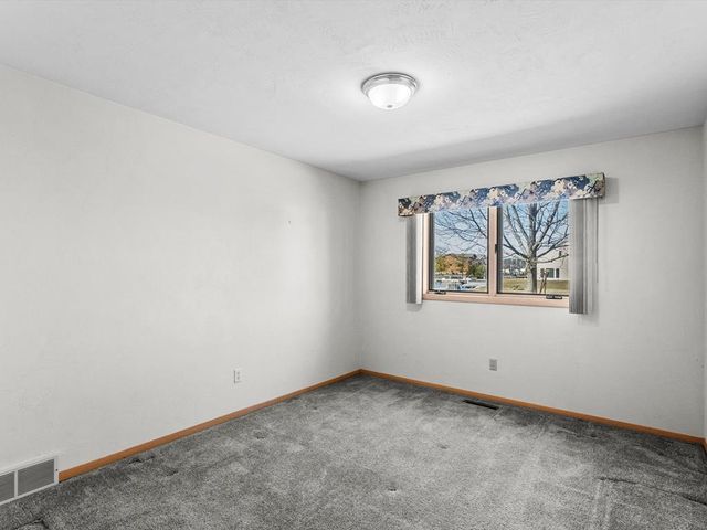 535 E VINE COURT, Sturgeon Bay, WI 54235