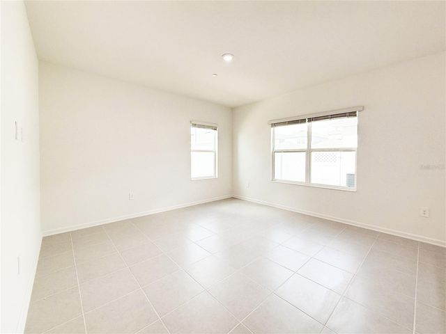 1975 STAKE OUT WAY, Apopka, FL 32703