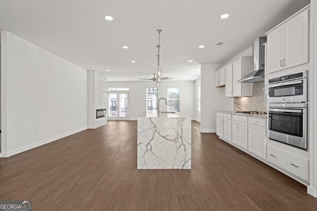 1096 Glen Opal Drive, Decatur, GA 30032