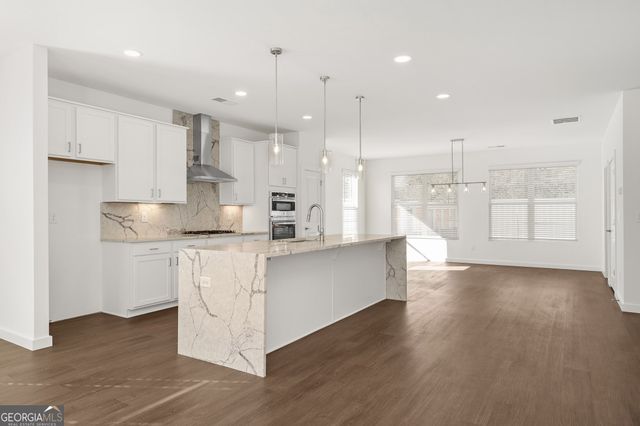 1096 Glen Opal Drive, Decatur, GA 30032