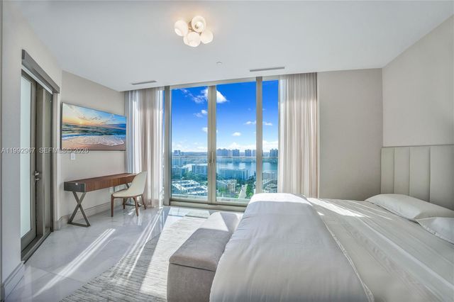 17901 Collins Ave 2404, Sunny Isles Beach, FL 33160