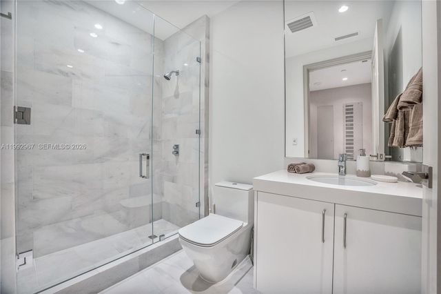 17901 Collins Ave 2404, Sunny Isles Beach, FL 33160
