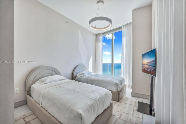 17901 Collins Ave 2404, Sunny Isles Beach, FL 33160