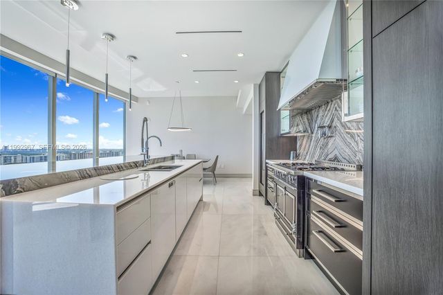 17901 Collins Ave 2404, Sunny Isles Beach, FL 33160