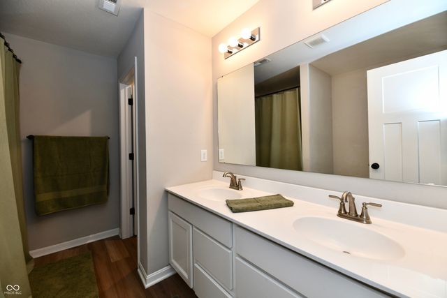 3736 Highgate Court, Indianapolis, IN 46237