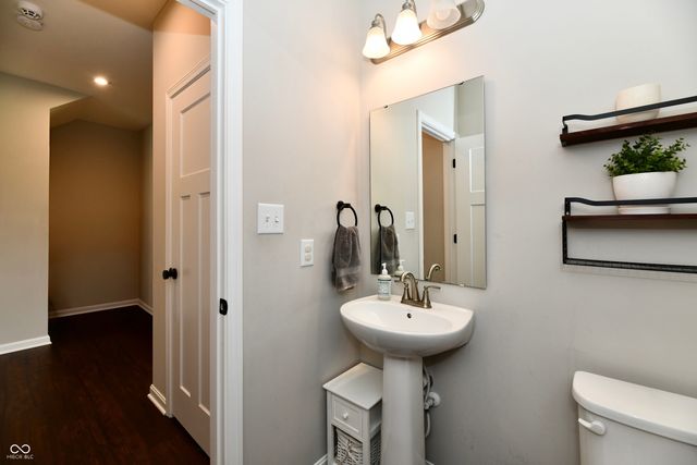 3736 Highgate Court, Indianapolis, IN 46237