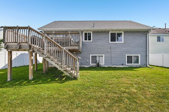 905 Walnut Street, Farmington, MN 55024