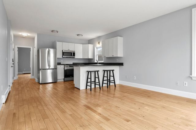 314 Islington St Apt 3, Portsmouth, NH 03801