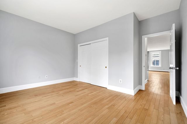 314 Islington St Apt 3, Portsmouth, NH 03801