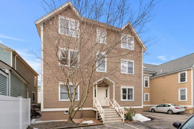 314 Islington St Apt 3, Portsmouth, NH 03801