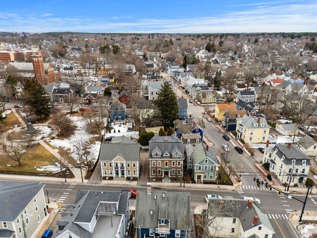 314 Islington St Apt 3, Portsmouth, NH 03801