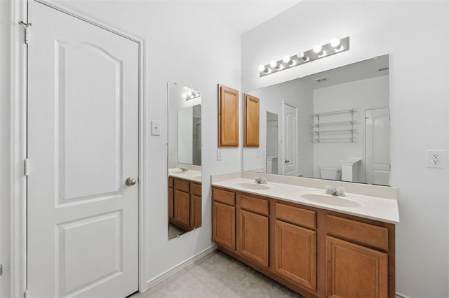 309 Moonlight Drive, Euless, TX 76039