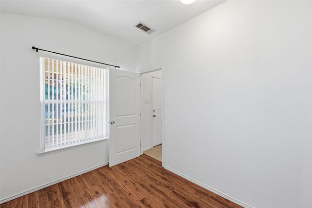 309 Moonlight Drive, Euless, TX 76039