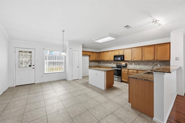 309 Moonlight Drive, Euless, TX 76039