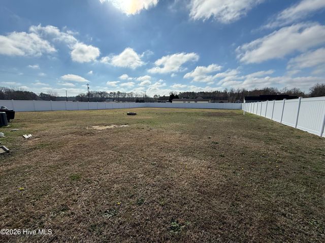 41 Clipper Lane, Smithfield, NC 27577