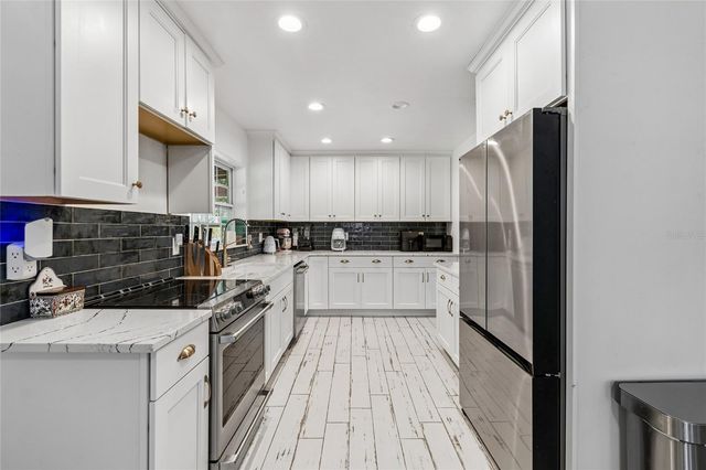 3742 MARTIN STREET, Orlando, FL 32806