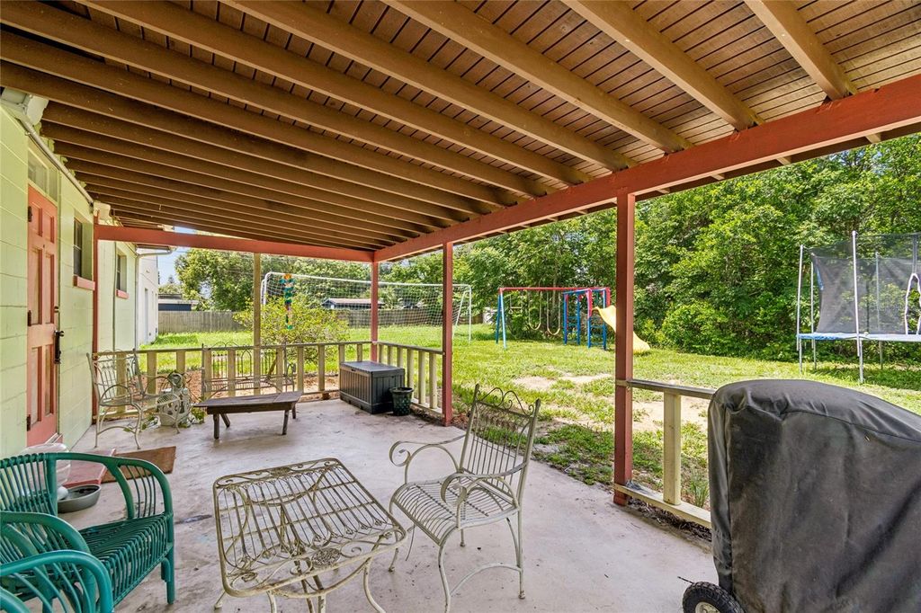 Image 23 of property listing at 3742 MARTIN STREET, Orlando, FL 32806