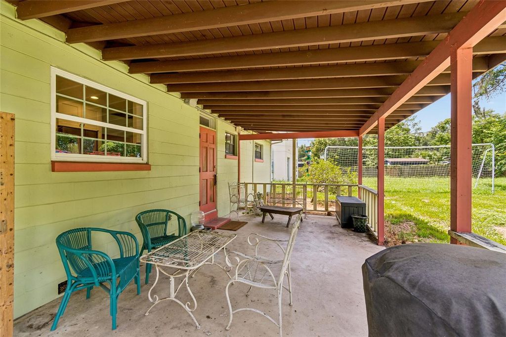 Image 24 of property listing at 3742 MARTIN STREET, Orlando, FL 32806