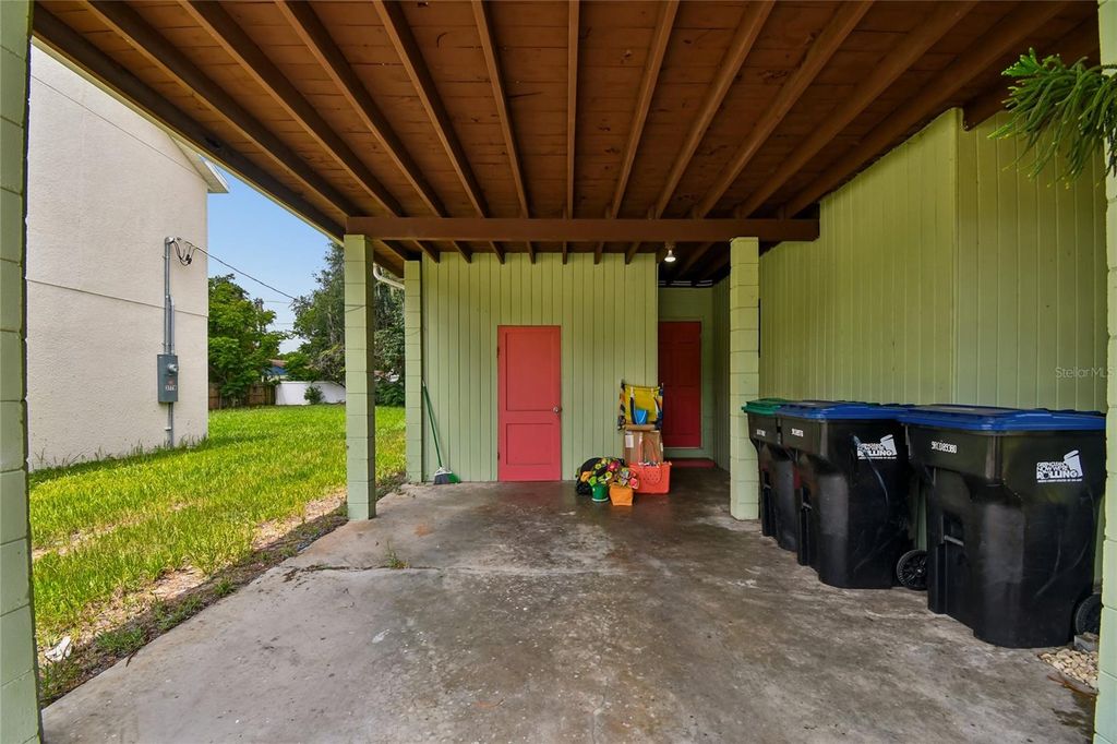 Image 25 of property listing at 3742 MARTIN STREET, Orlando, FL 32806