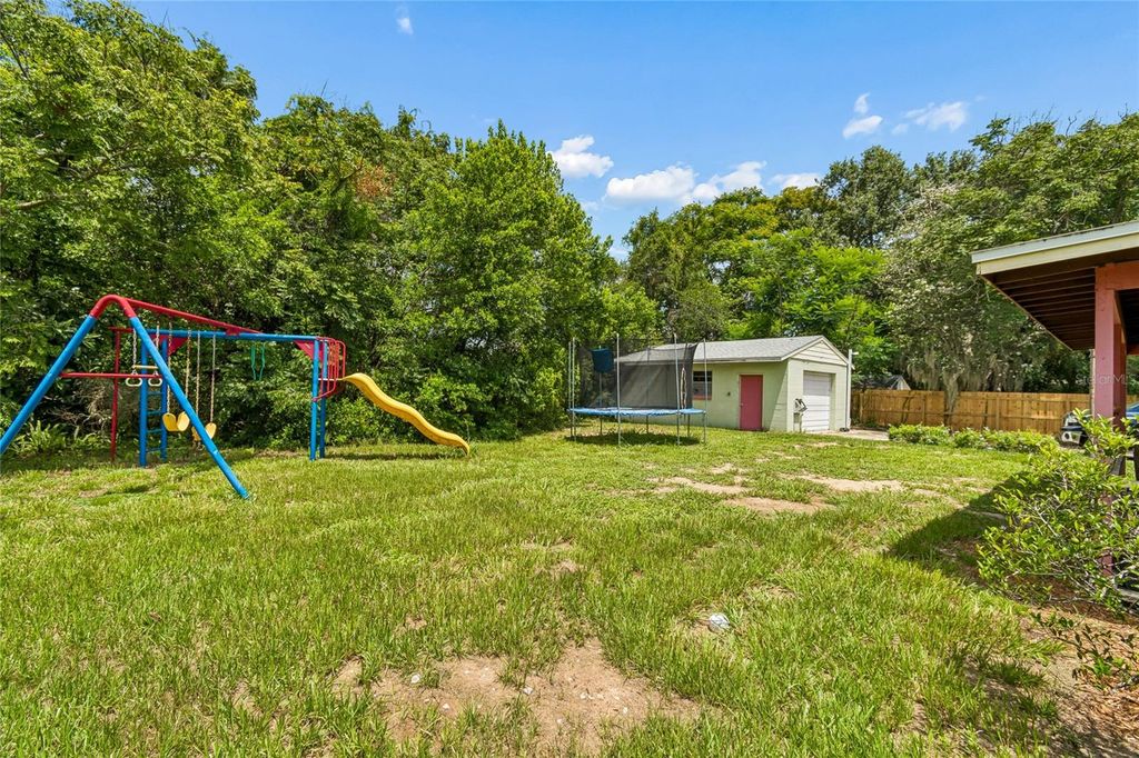 Image 27 of property listing at 3742 MARTIN STREET, Orlando, FL 32806