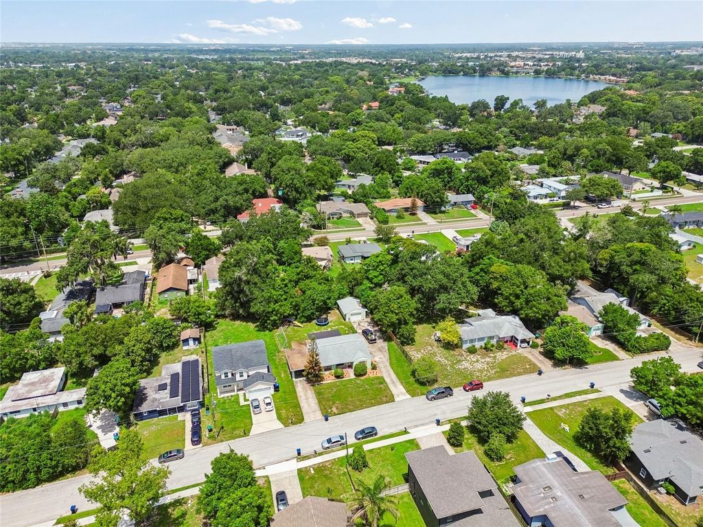 Image 30 of property listing at 3742 MARTIN STREET, Orlando, FL 32806