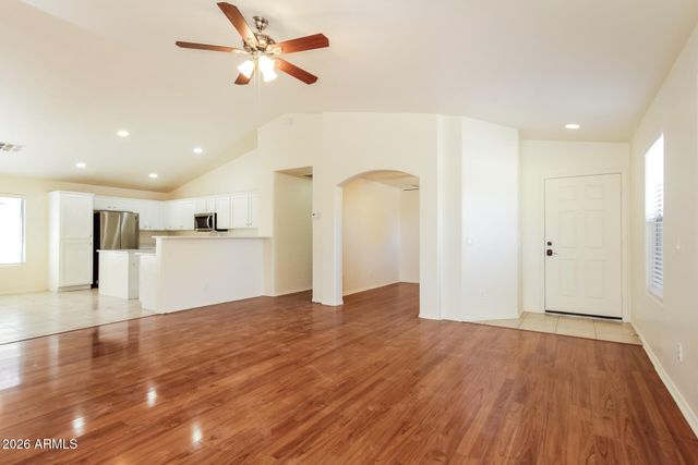 46176 W STARLIGHT Drive, Maricopa, AZ 85139