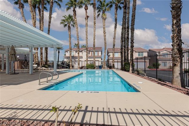 27 Belle La Blanc Avenue, Las Vegas, NV 89123