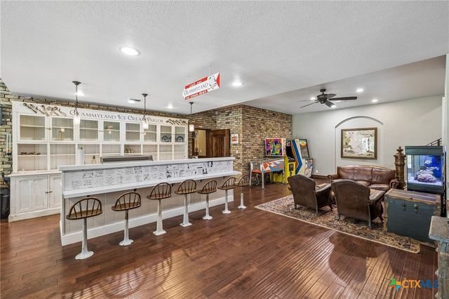 999 Schwarzlose Road, New Braunfels, TX 78130