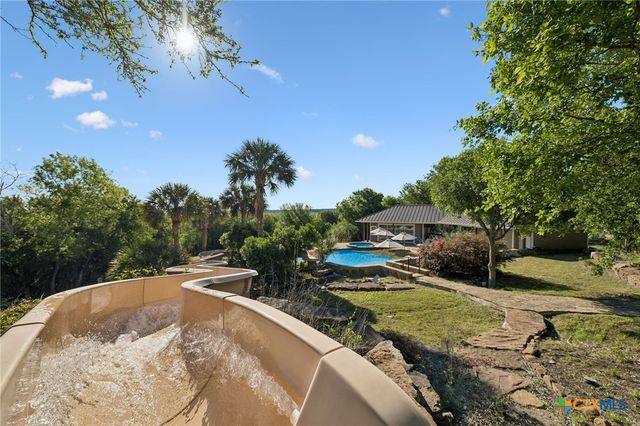 999 Schwarzlose Road, New Braunfels, TX 78130