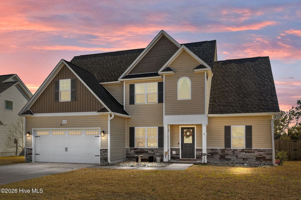 119 Sonia Drive, Hubert, NC 28539