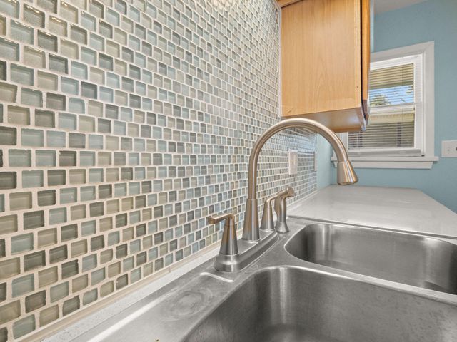 1005 Anderson Dr Drive, Leesville, LA 71446