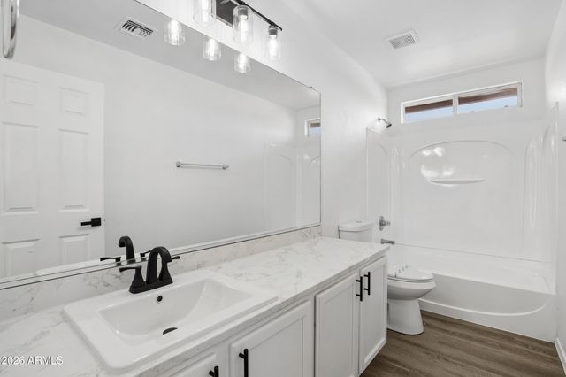 21996 W SOLANO Drive, Buckeye, AZ 85326